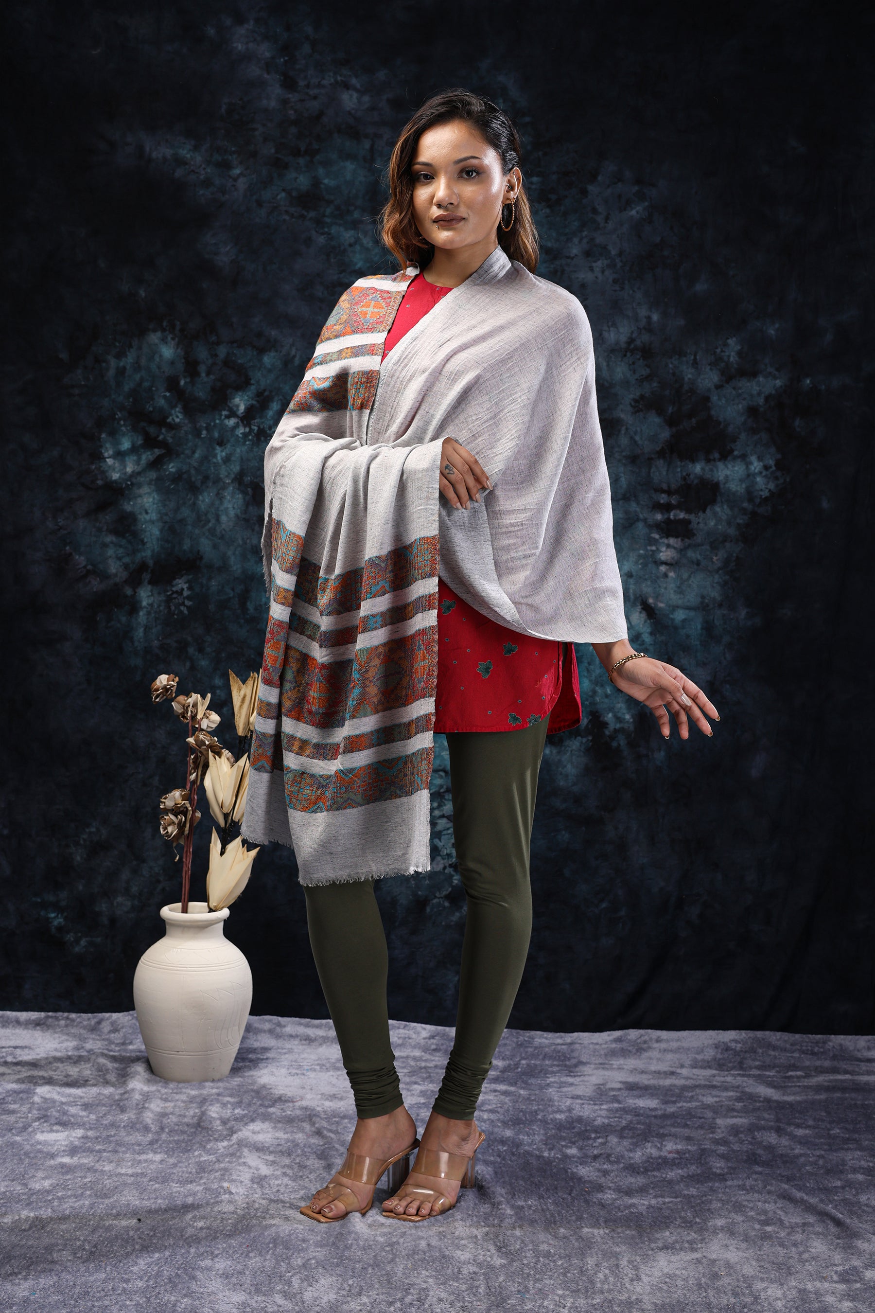 Himachali Kullu weave , Premium Fine Wool Stole